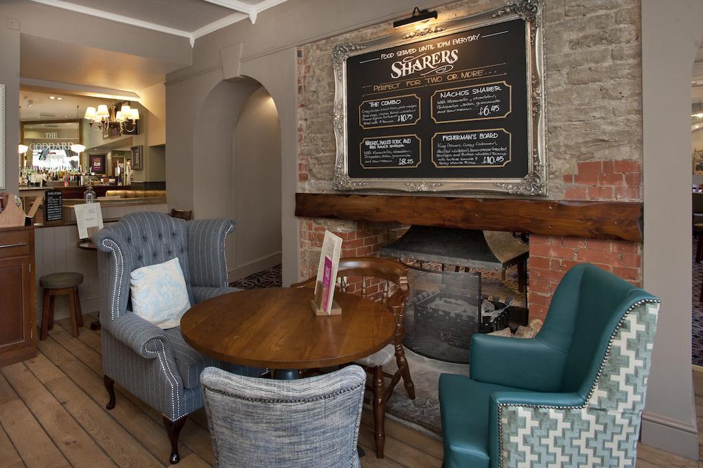 The Goddard Arms Hotel Swindon Exterior foto