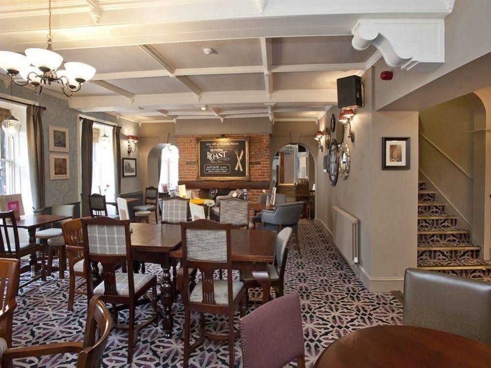 The Goddard Arms Hotel Swindon Exterior foto